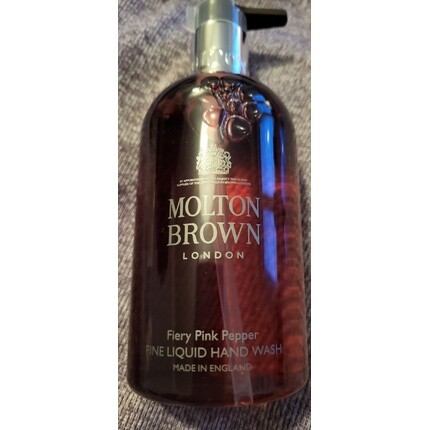Средство для мытья рук Molton Brown с огненно-розовым перцем, 300 мл
Средство для мытья рук Molton Brown с огненно-розовым перцем, 300 мл