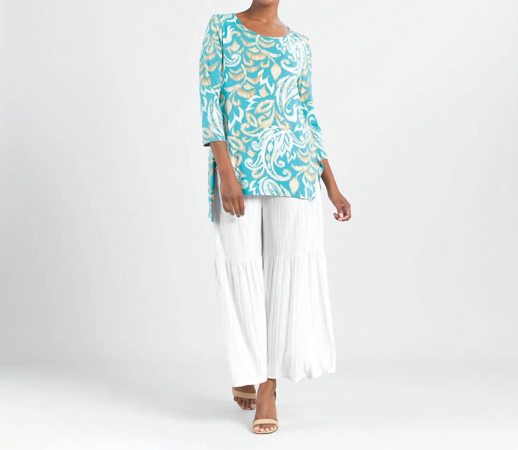 Верхняя туника Butter Knit Parachute Hem цвета бирюзы/слоновой кости CLARA SUNWOO
Верхняя туника Butter Knit Parachute Hem цвета бирюзы/слоновой кости CLARA SUNWOO