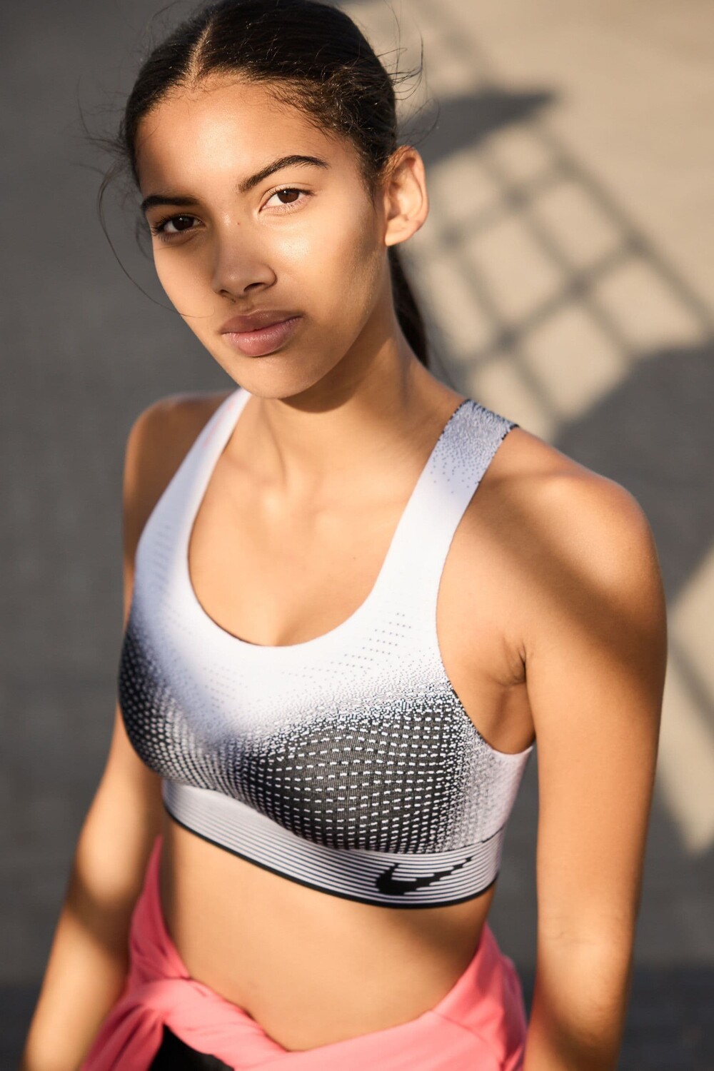 Спортивный бюстгальтер Flyknit с высокой поддержкой для интенсивных тренировок Nike, белый
Спортивный бюстгальтер Flyknit с высокой поддержкой для интенсивных тренировок Nike, белый