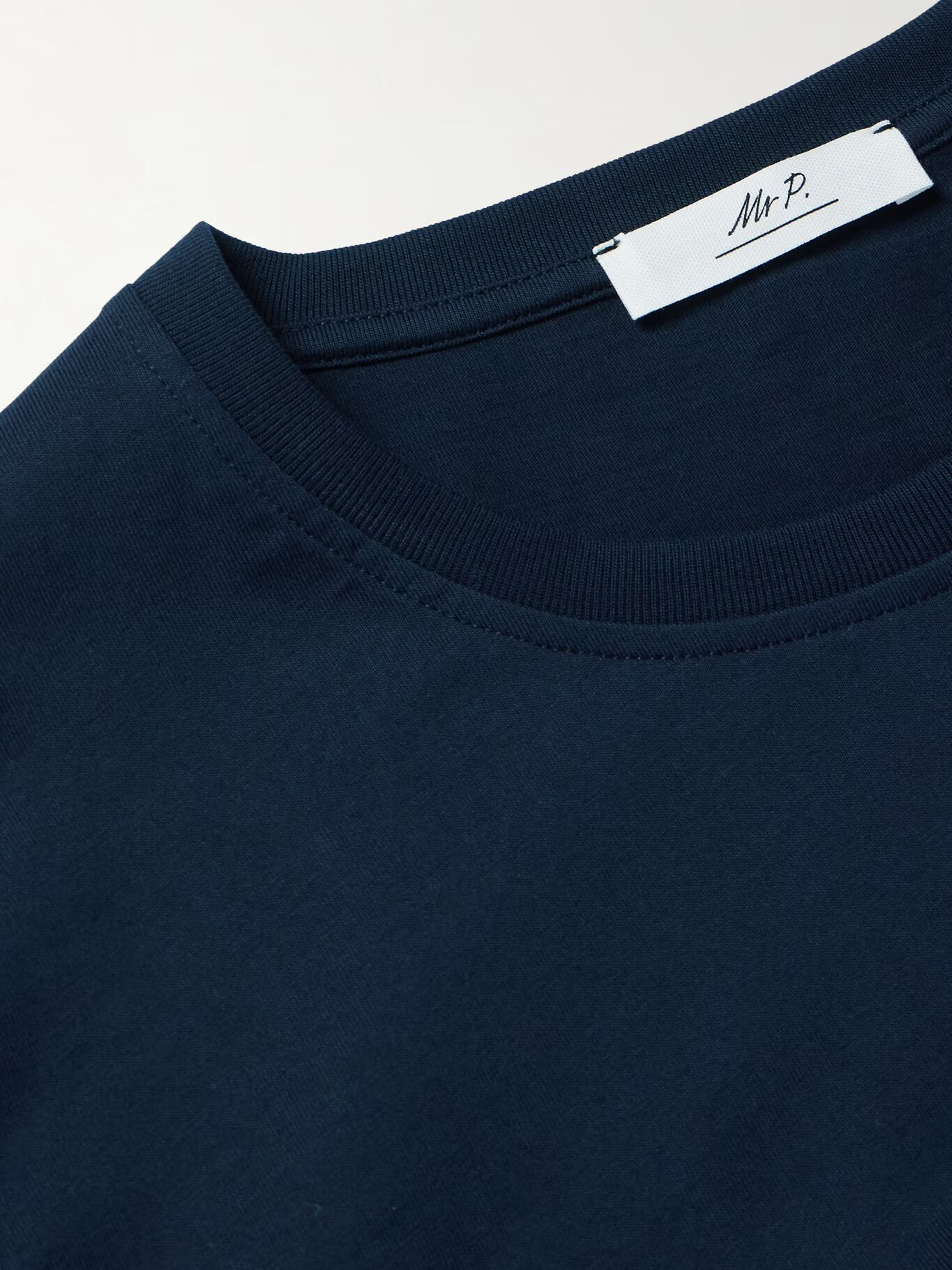 Футболка свободного кроя из органического и переработанного хлопкового джерси MR P., темно-синий
Футболка свободного кроя из органического и переработанного хлопкового джерси MR P., темно-синий