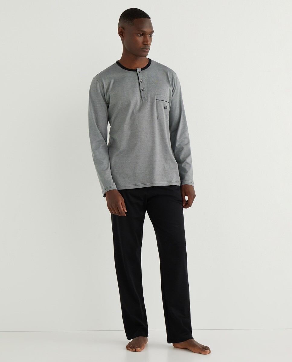 Длинная черная мужская пижама ZD, черный
Длинная черная мужская пижама ZD, черный