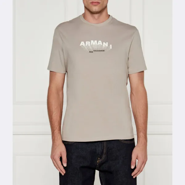 Облегающая футболка Armani Exchange, бежевый
Облегающая футболка Armani Exchange, бежевый