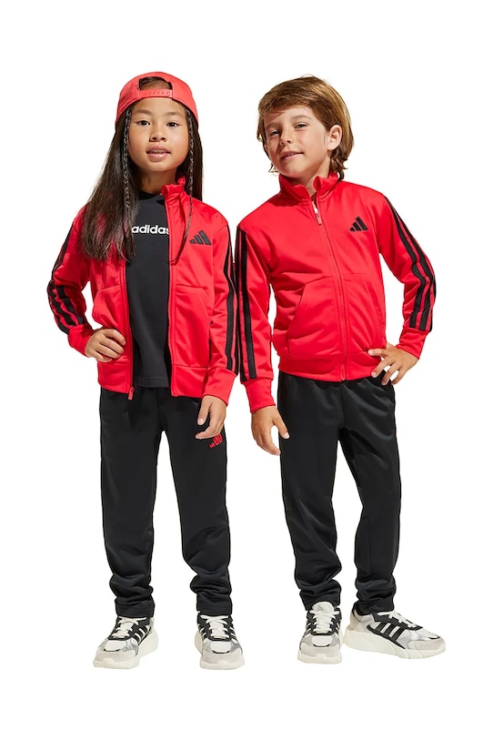 Детский спортивный костюм Adidas, красный
Детский спортивный костюм Adidas, красный