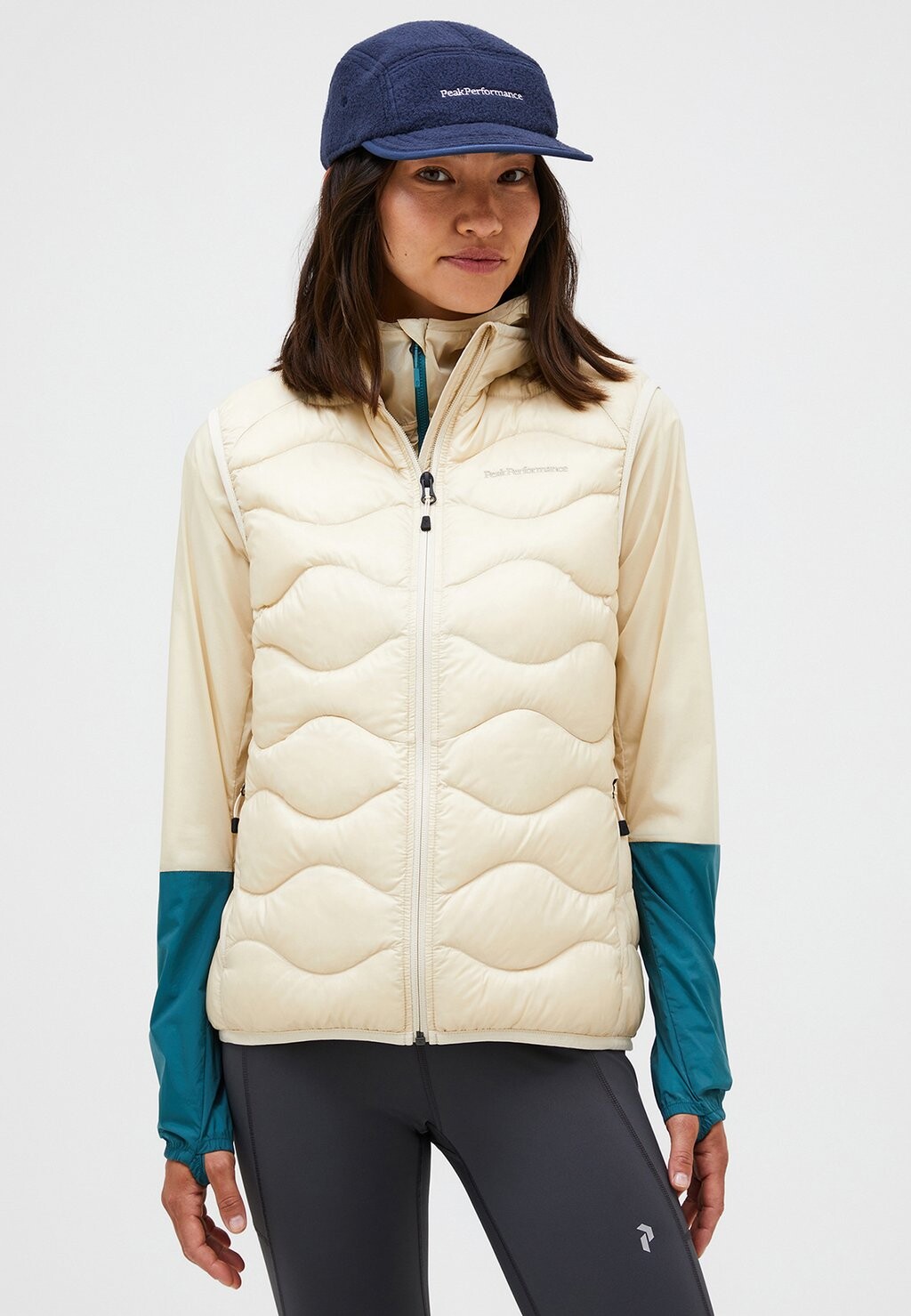 Жилет W HELIUM Peak Performance, бежевый
Жилет W HELIUM Peak Performance, бежевый