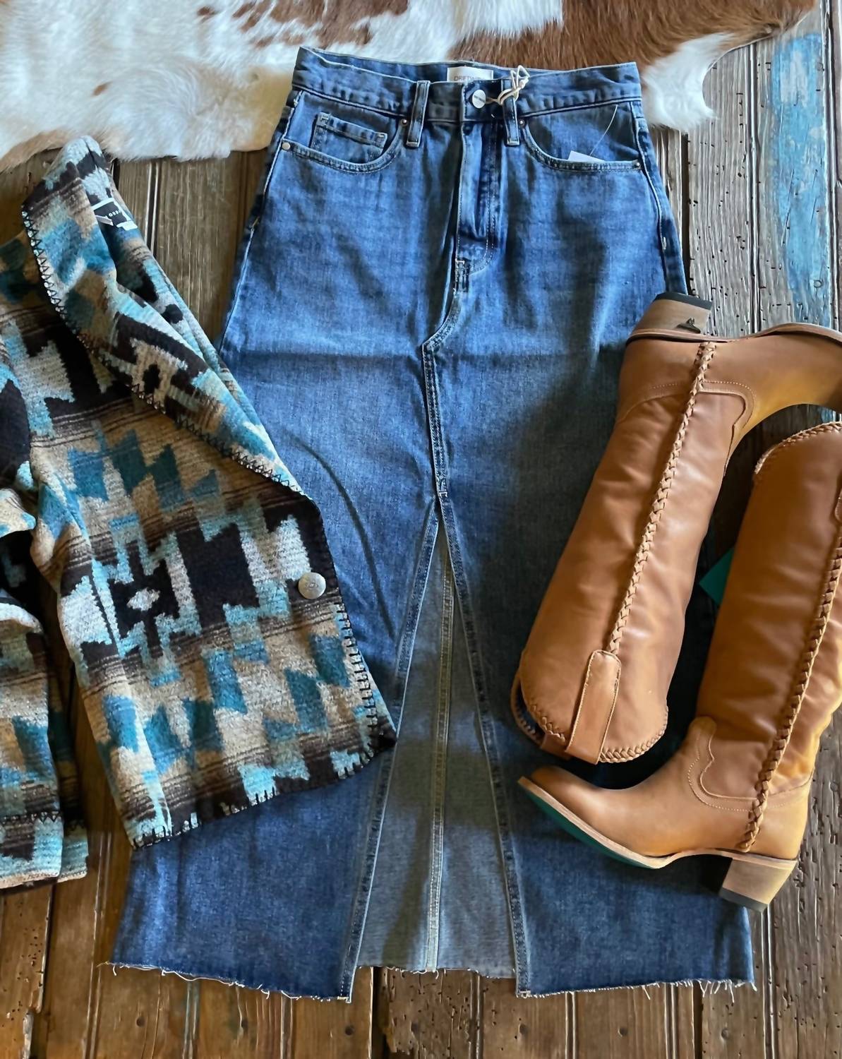 Юбка из денима Cibola синего цвета DRIFTWOOD
Юбка из денима Cibola синего цвета DRIFTWOOD