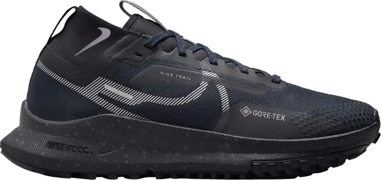 Кроссовки Wmns React Pegasus Trail 4 GORE-TEX 'Dark Obsidian Metallic Silver', синий
Кроссовки Wmns React Pegasus Trail 4 GORE-TEX 'Dark Obsidian Metallic Silver', синий