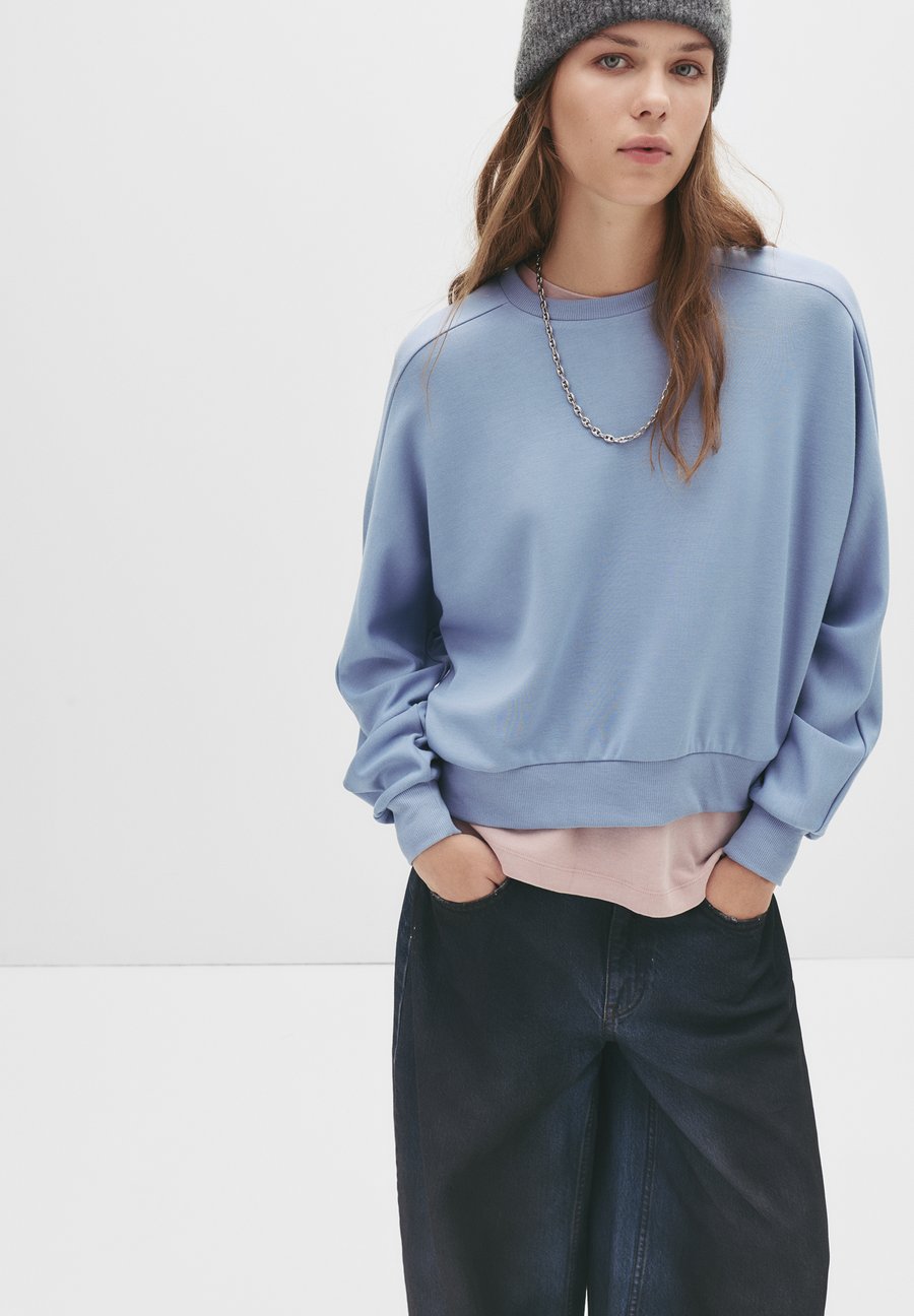 Толстовка PULL&BEAR Sweatshirt, Blue-Grey
Толстовка PULL&BEAR Sweatshirt, Blue-Grey