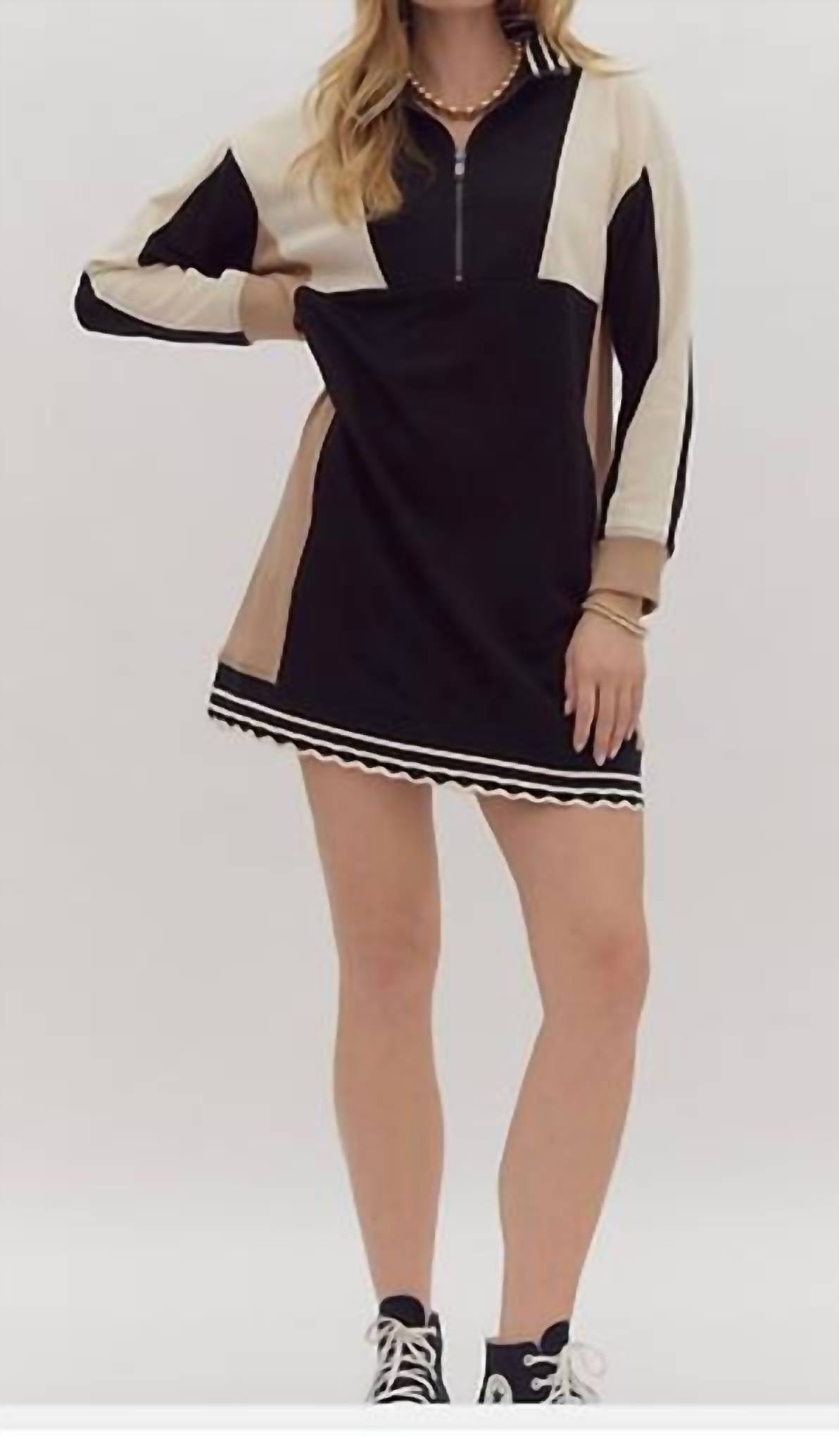 Эмми Двухцветное платье нейтрального цвета в черном Entro
Эмми Двухцветное платье нейтрального цвета в черном Entro