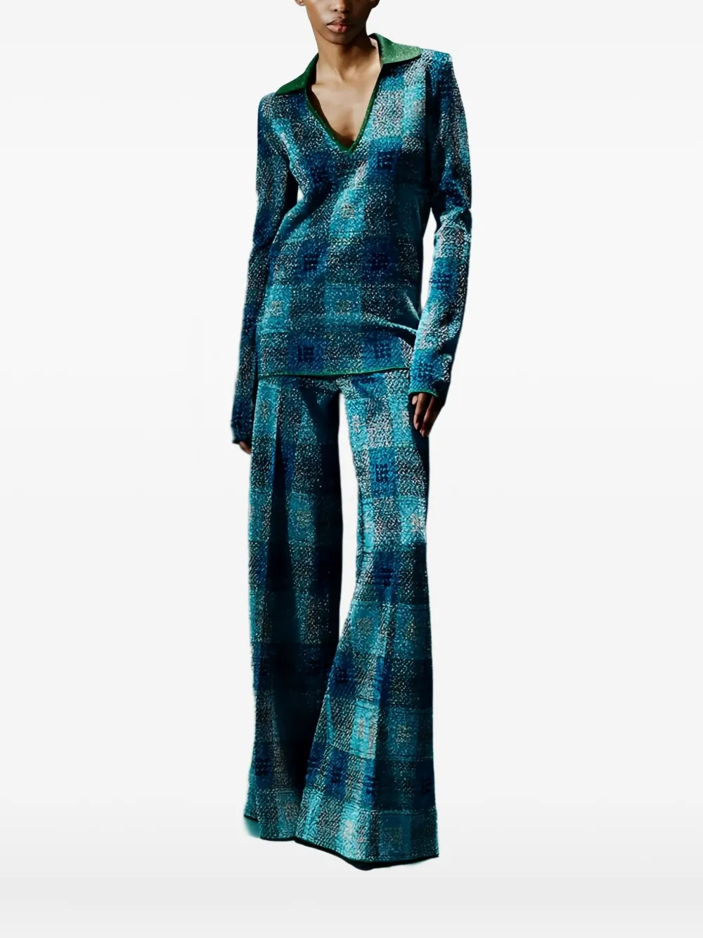 Поло-джемпер в клетку с эффектом ламе Circus Hotel, синий
Поло-джемпер в клетку с эффектом ламе Circus Hotel, синий