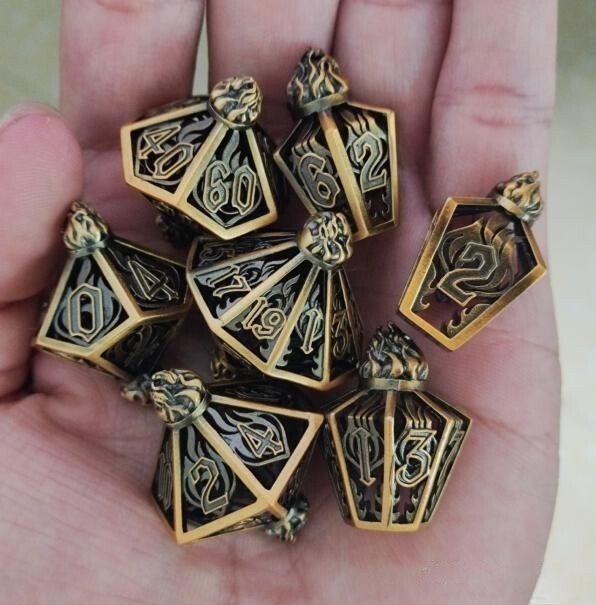 Набор кубиков Молотова для РПГ, 7 металлических кубиков, РГФК RGFK
Набор кубиков Молотова для РПГ, 7 металлических кубиков, РГФК RGFK