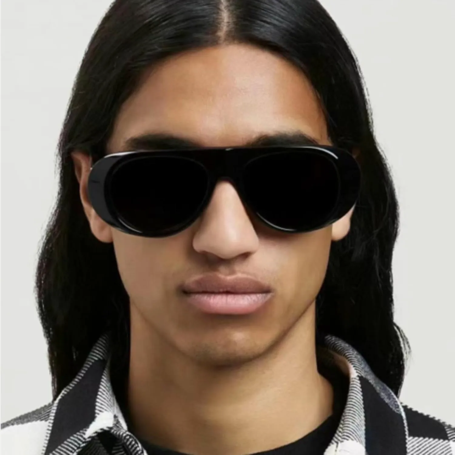 Модные солнцезащитные очки в ретро-стиле с большой оправой, мужские, с защитой от УФ-излучения, овальной формы, женские, в минималистичном стиле TVTBBVV, Black
Модные солнцезащитные очки в ретро-стиле с большой оправой, мужские, с защитой от УФ-излучения, овальной формы, женские, в минималистичном стиле TVTBBVV, Black