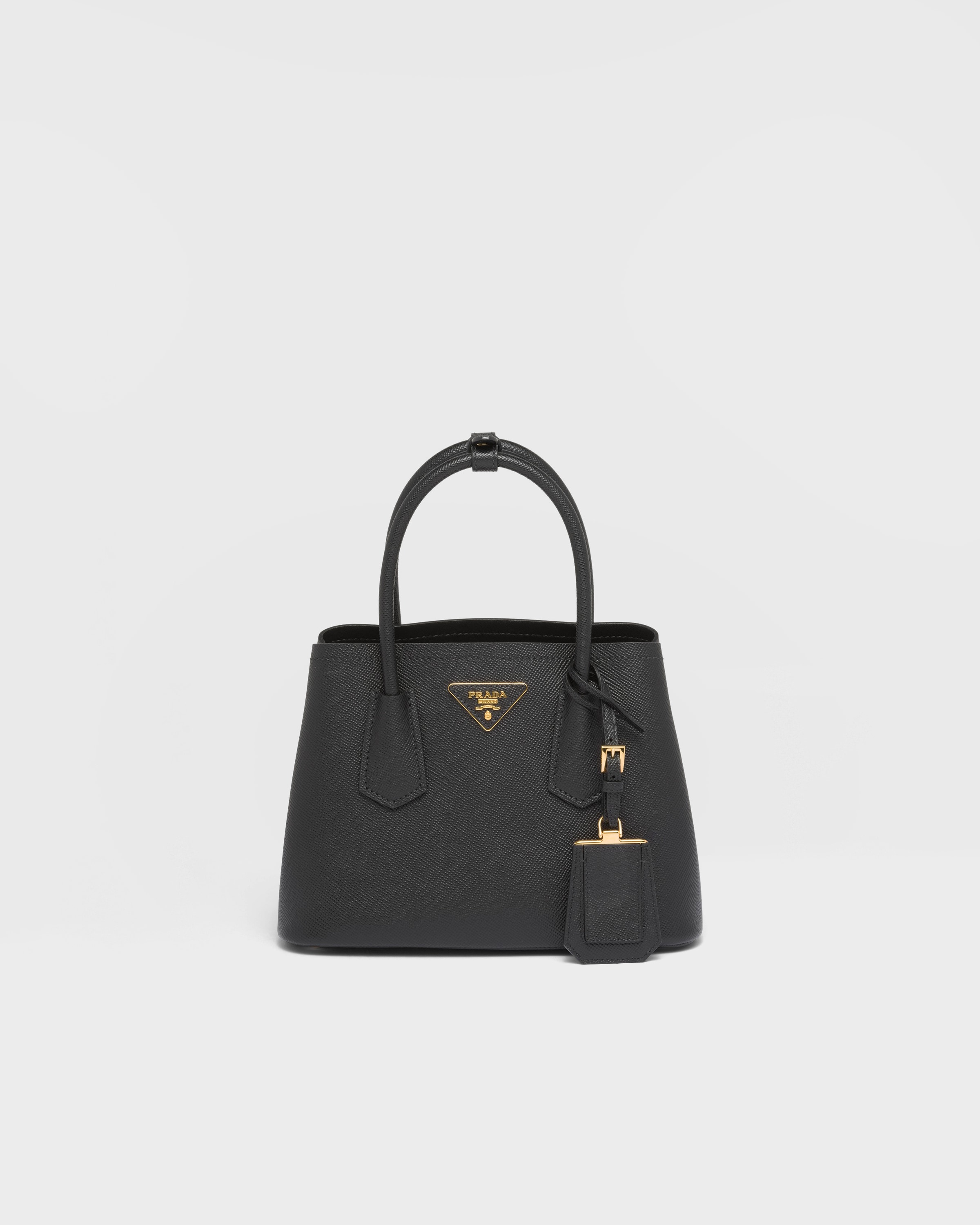 Маленькая сумка Prada Double из сафьяновой кожи, черный
Маленькая сумка Prada Double из сафьяновой кожи, черный