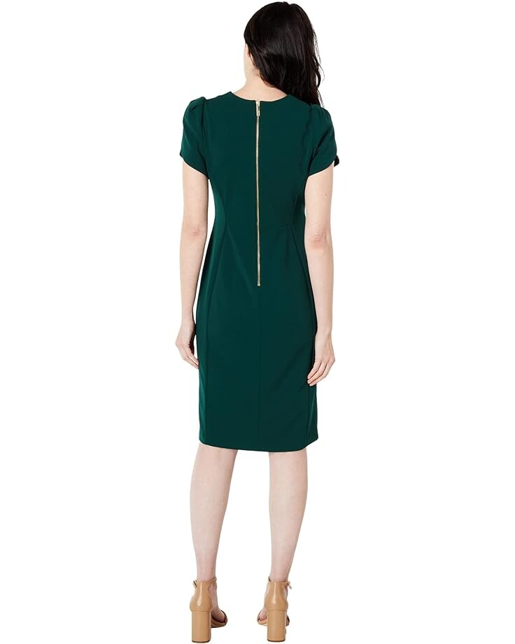 Платье Calvin Klein Short Scuba Crepe Dress with Tulip Sleeve, цвет Malachite
Платье Calvin Klein Short Scuba Crepe Dress with Tulip Sleeve, цвет Malachite