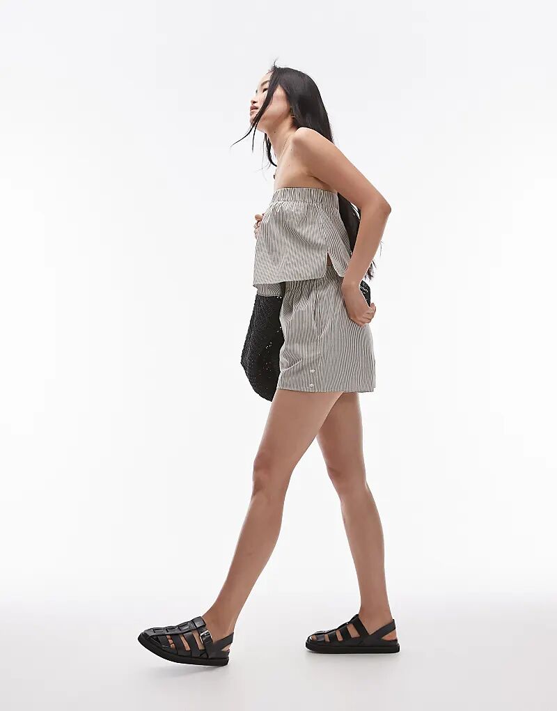 Хлопковые шорты в полоску зеленого цвета Topshop
Хлопковые шорты в полоску зеленого цвета Topshop