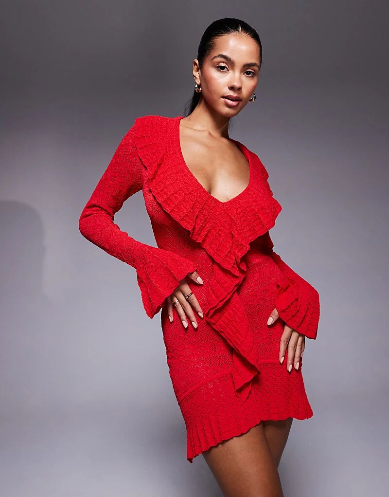 Мини-платье Oh Polly с ажурными оборками в алом цвете
Мини-платье Oh Polly с ажурными оборками в алом цвете