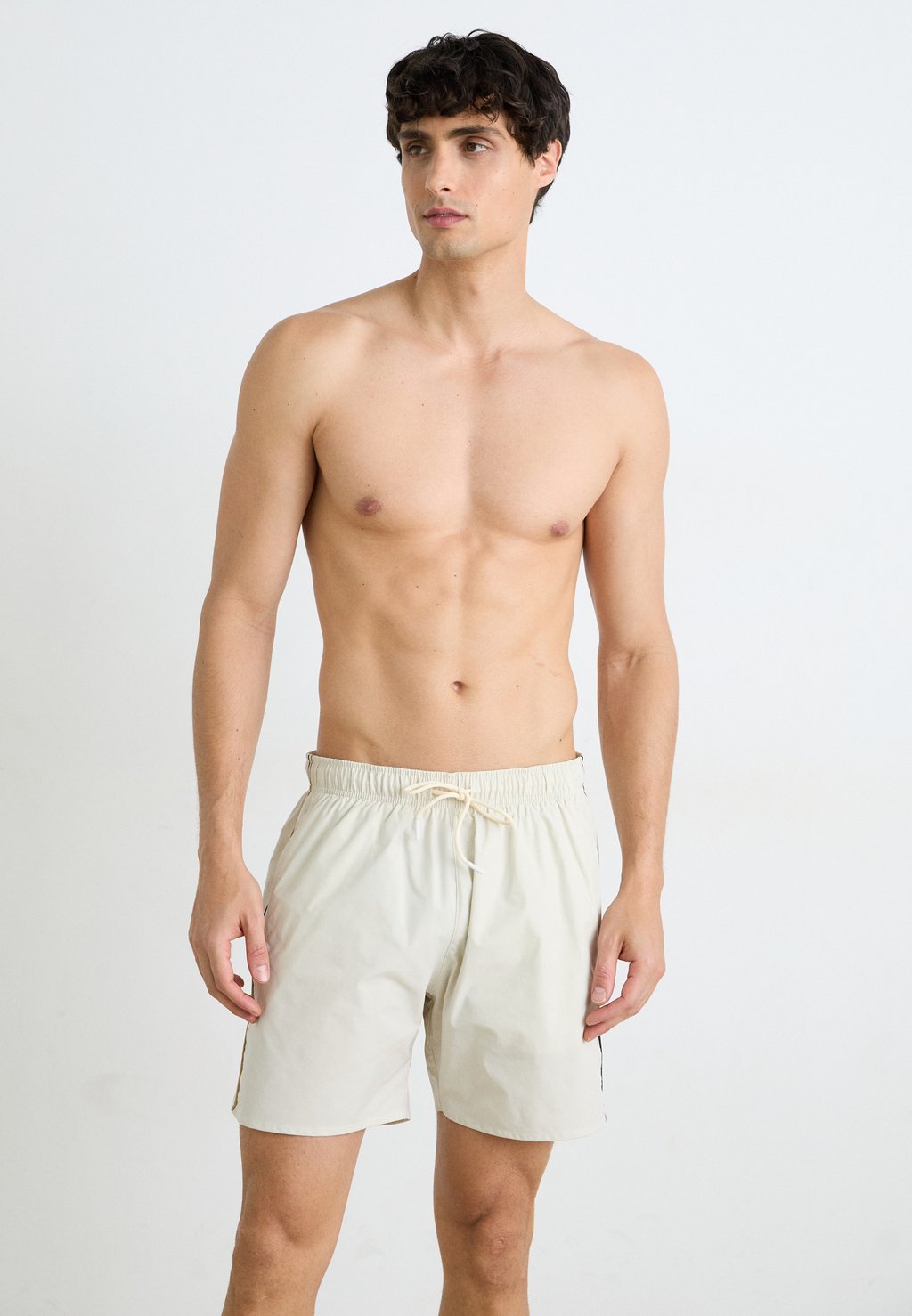 Шорты для плавания ICONIC BOSS, кремовый
Шорты для плавания ICONIC BOSS, кремовый