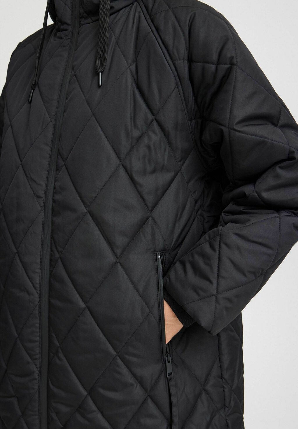 Зимнее пальто BYBELIS b.young, черный
Зимнее пальто BYBELIS b.young, черный