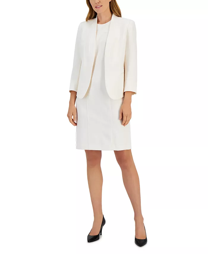 Платье-футляр без рукавов с шалевым воротником от Missy Executive Collection Anne Klein, белый
Платье-футляр без рукавов с шалевым воротником от Missy Executive Collection Anne Klein, белый