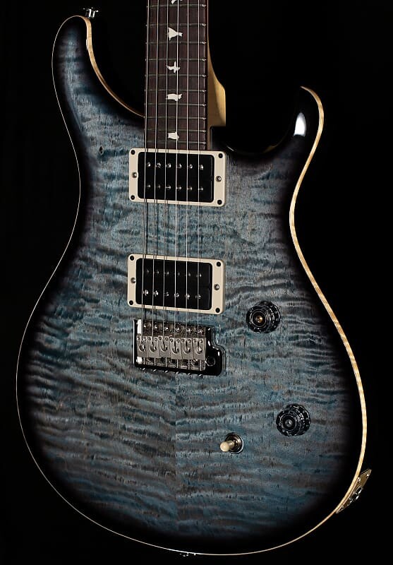 Электрогитара PRS CE 24 Faded Blue Smokeburst
Электрогитара PRS CE 24 Faded Blue Smokeburst