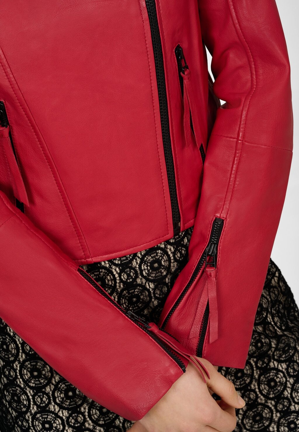 Кожаная куртка ALINA Ricano, красный
Кожаная куртка ALINA Ricano, красный
