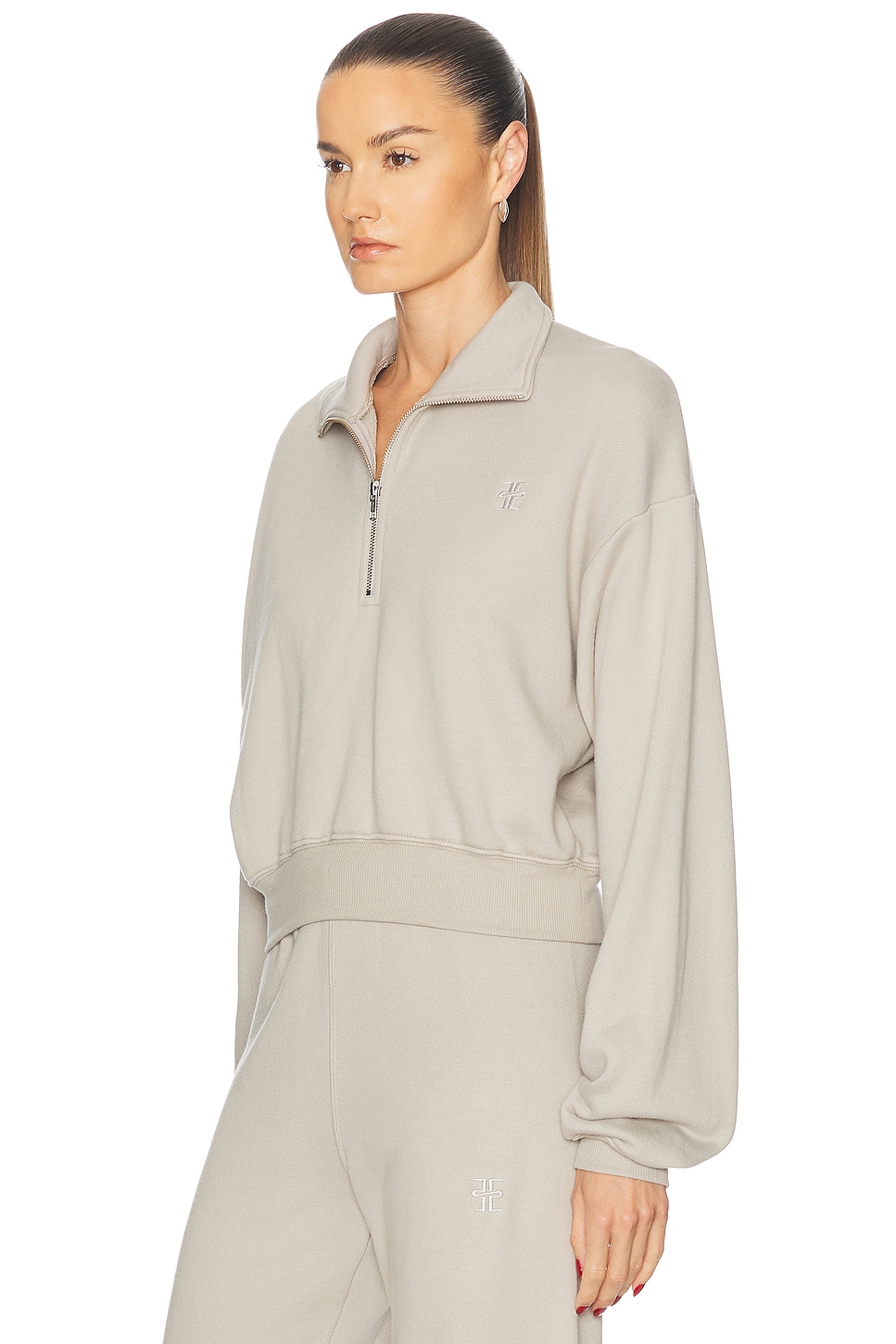 Обрезанный полузастёгивающийся пуловер Eterne, Dove
Обрезанный полузастёгивающийся пуловер Eterne, Dove