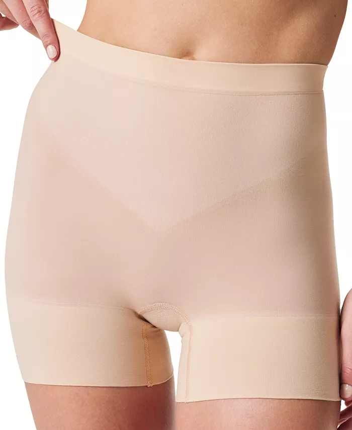 Женские повседневные бесшовные утягивающие шорты 10403R SPANX, коричневый/бежевый
Женские повседневные бесшовные утягивающие шорты 10403R SPANX, коричневый/бежевый