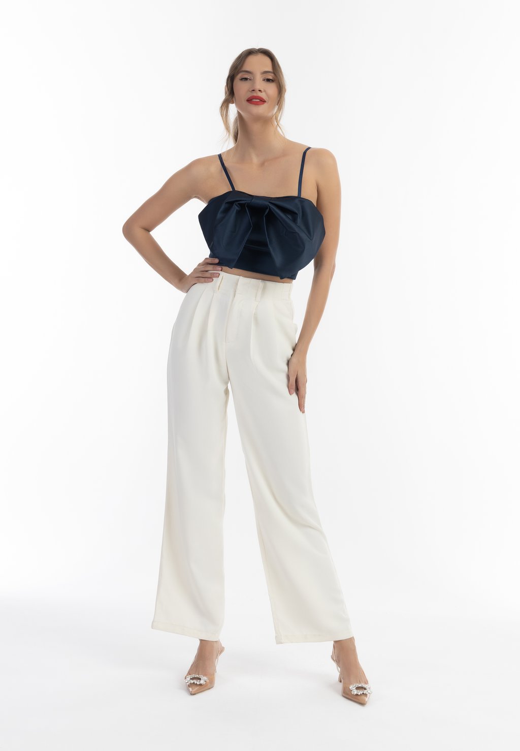 Топ MIT SCHLEIFE faina, синий
Топ MIT SCHLEIFE faina, синий