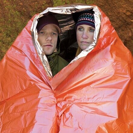 Одеяло для выживания Heatsheets на 2 человека S.O.L Survive Outdoors Longer, оранжевый/серый
Одеяло для выживания Heatsheets на 2 человека S.O.L Survive Outdoors Longer, оранжевый/серый