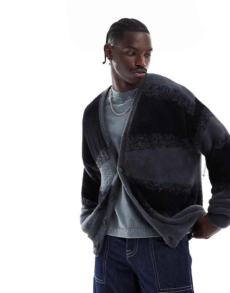 ADPT – Черно-серый кардиган оверсайз с диагональным узором 
ADPT – Черно-серый кардиган оверсайз с диагональным узором