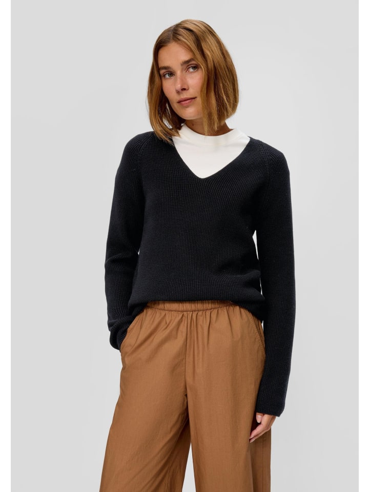 Вязаный свитер в цвете 9999_черный s.Oliver
Вязаный свитер в цвете 9999_черный s.Oliver