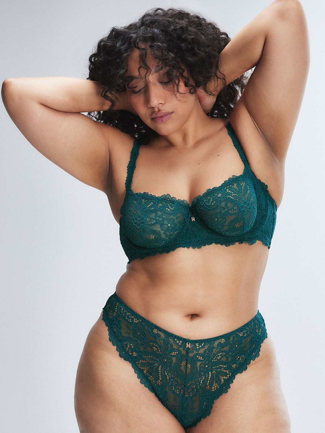 Бюстгальтер балконет Savage X Fenty Romantic Corded Lace Unlined, цвет Green Demeanor
Бюстгальтер балконет Savage X Fenty Romantic Corded Lace Unlined, цвет Green Demeanor