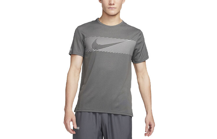 Футболка мужская серая Nike, серый
Футболка мужская серая Nike, серый