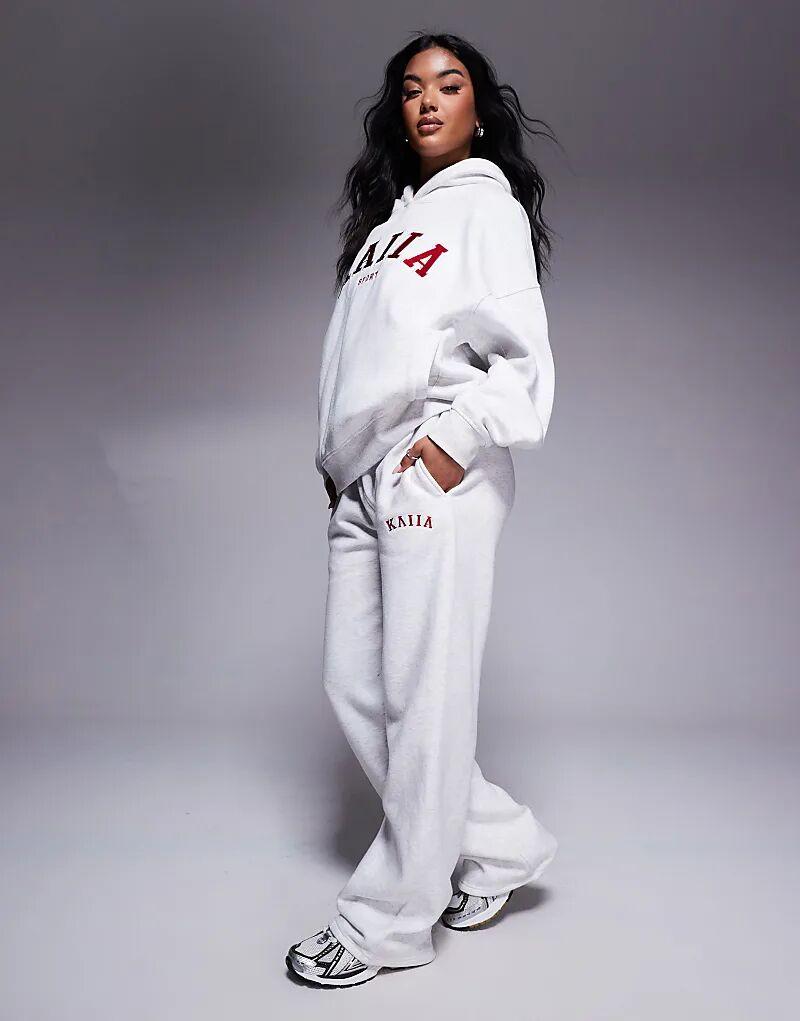 Широкие брюки-джоггеры Kaiia с вышивкой серого меланжевого и красного цветов
Широкие брюки-джоггеры Kaiia с вышивкой серого меланжевого и красного цветов