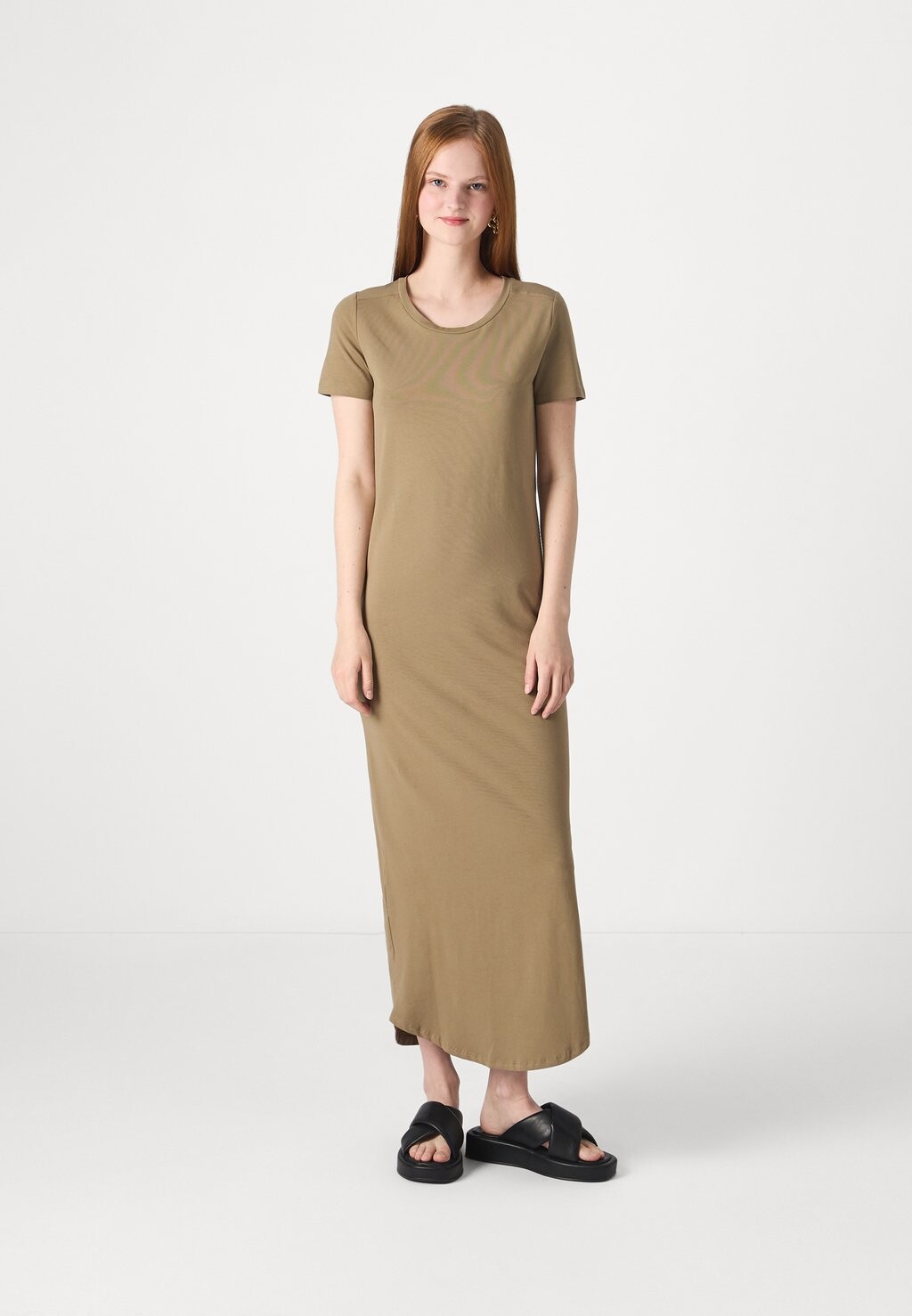 Платье макси SIMMA Noisy May, серо-коричневый 
Платье макси SIMMA Noisy May, серо-коричневый