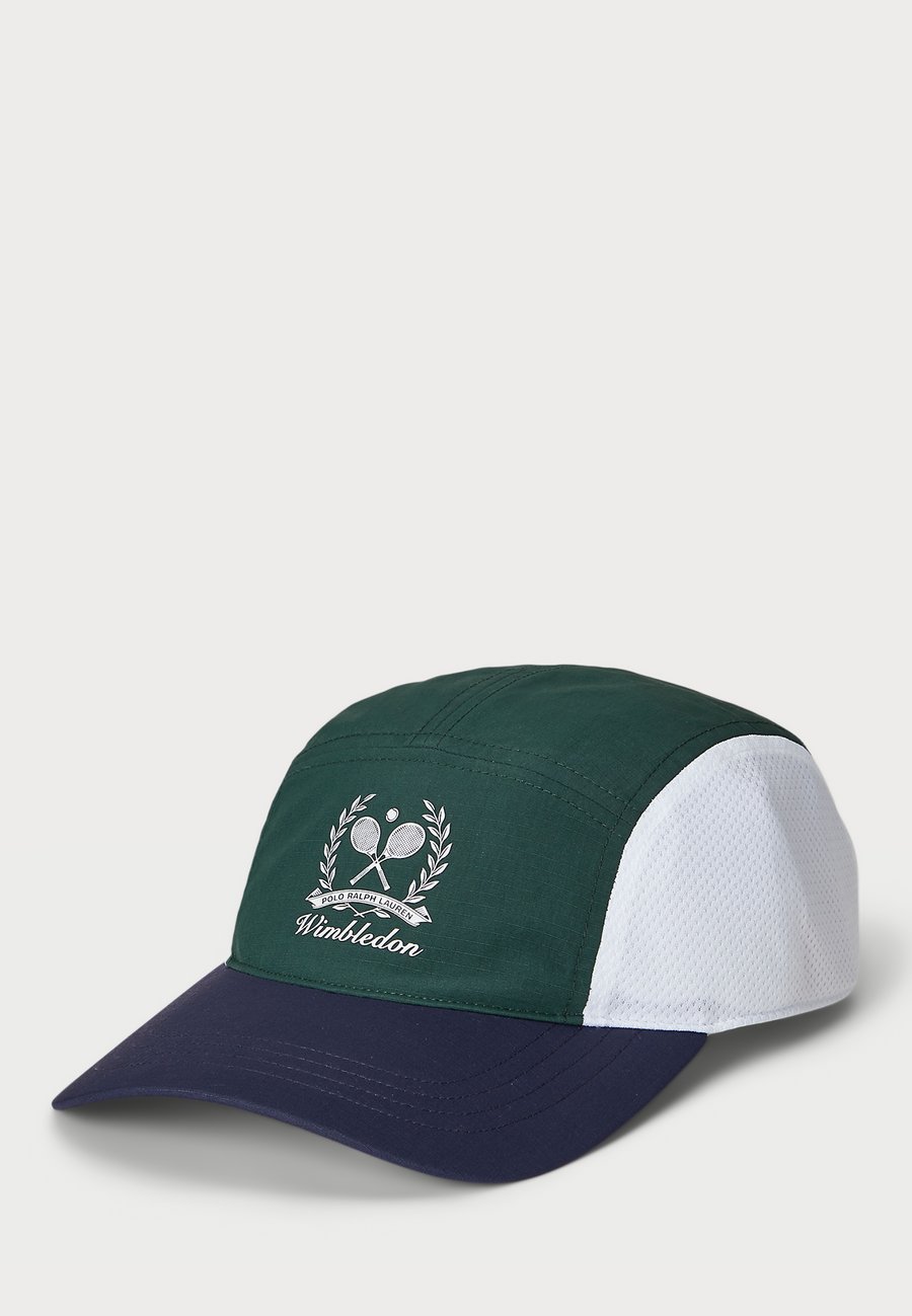 Бейсболка Polo Ralph Lauren WIMBLEDON MESH PANELED RIPSTOP CAP, Moss Agate/Refined Navy/Dark Blue
Бейсболка Polo Ralph Lauren WIMBLEDON MESH PANELED RIPSTOP CAP, Moss Agate/Refined Navy/Dark Blue