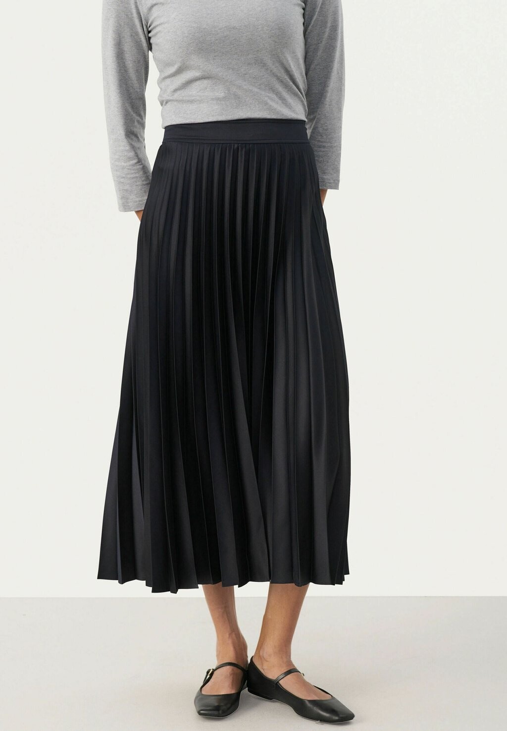 Юбка А-силуэта VENEDAPW SK Part Two, темно-синий
Юбка А-силуэта VENEDAPW SK Part Two, темно-синий