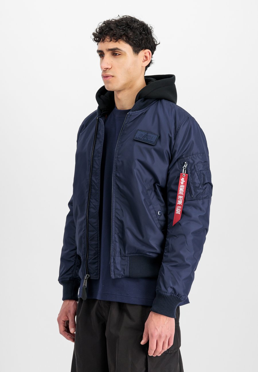 Куртка Alpha Industries Light jacket, Ultra Navy/Blue
Куртка Alpha Industries Light jacket, Ultra Navy/Blue