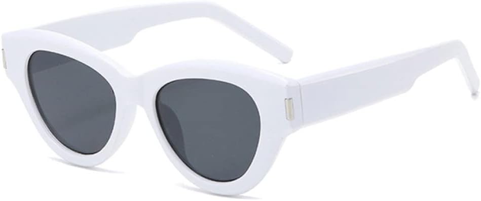 Женские солнцезащитные очки «кошачий глаз» в стиле ретро, желейные очки с защитой от УФ-излучения UV400, мужские солнцезащитные очки с заклепками generic, White Grey
Женские солнцезащитные очки «кошачий глаз» в стиле ретро, желейные очки с защитой от УФ-излучения UV400, мужские солнцезащитные очки с заклепками generic, White Grey