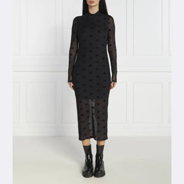 Платье Насусе Hugo, черный
Платье Насусе Hugo, черный