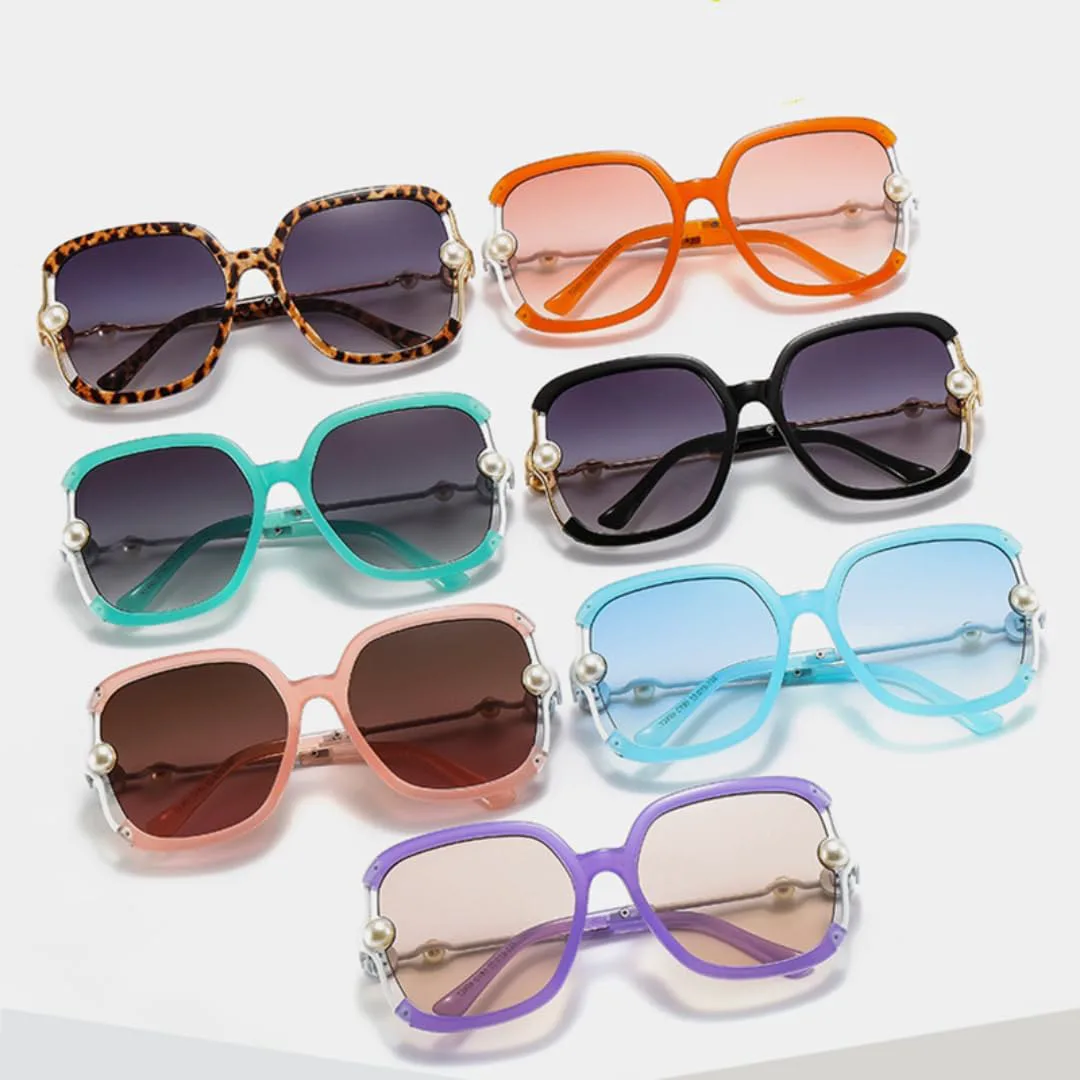 Роскошные солнцезащитные очки в крупной оправе для женщин, модные винтажные, для путешествий, с жемчужным блеском, увеличенного размера, женские очки HHZZYVY, Blue
Роскошные солнцезащитные очки в крупной оправе для женщин, модные винтажные, для путешествий, с жемчужным блеском, увеличенного размера, женские очки HHZZYVY, Blue