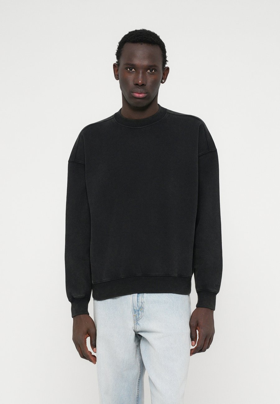 Толстовка Hollister Co. WEBEX BOXY CREWS, Black, Черный, Толстовка Hollister Co. WEBEX BOXY CREWS, Black
Толстовка Hollister Co. WEBEX BOXY CREWS, Black, Черный, Толстовка Hollister Co. WEBEX BOXY CREWS, Black