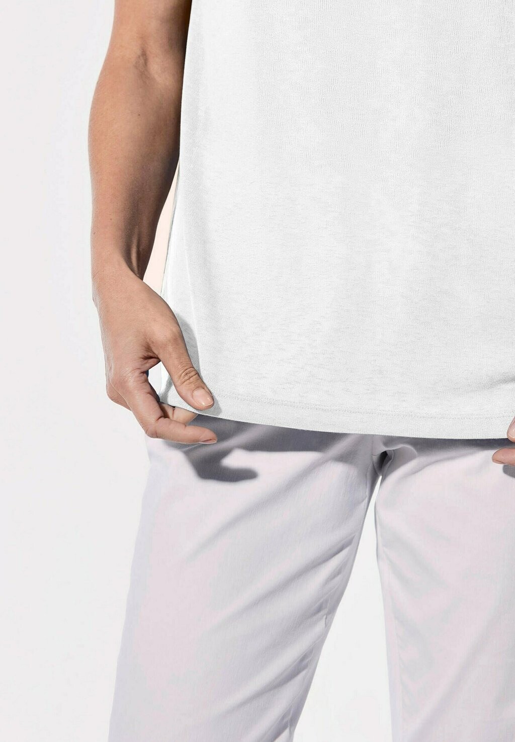 Базовая футболка GOLDNER, белый
Базовая футболка GOLDNER, белый