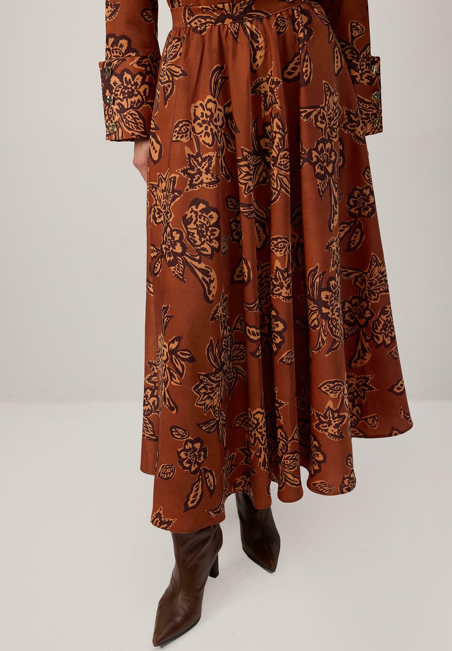 Юбка Touché Privé Maxi skirt, Brick Red/Dark Red
Юбка Touché Privé Maxi skirt, Brick Red/Dark Red