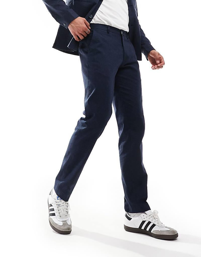 Темно-синие повседневные костюмные брюки из льняного микса Jack & Jones Premium
Темно-синие повседневные костюмные брюки из льняного микса Jack & Jones Premium