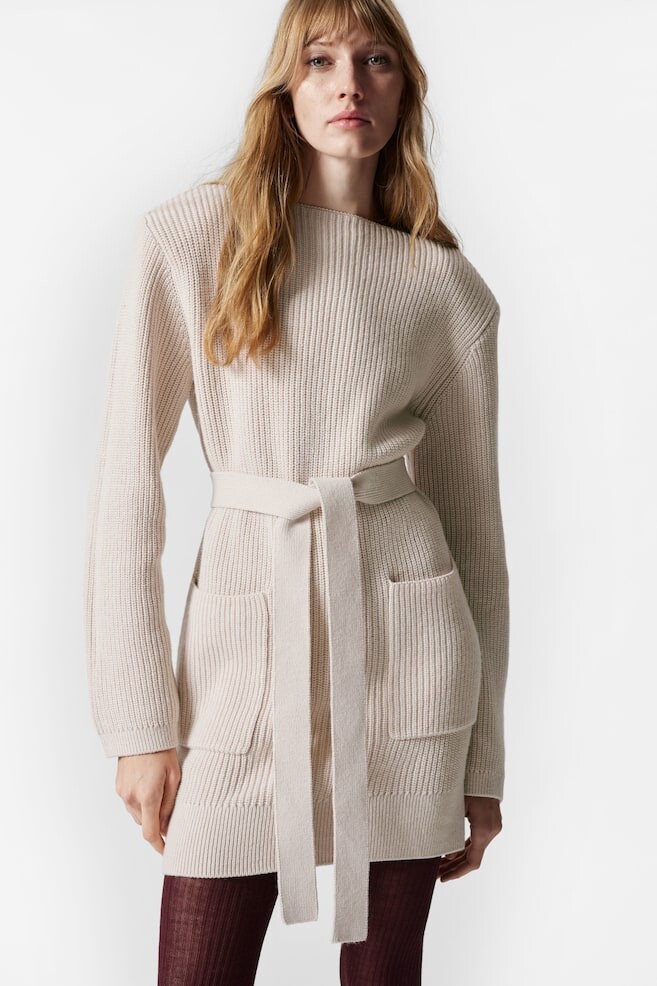 Шерстяное мини-платье с поясом & Other Stories, бежевый
Шерстяное мини-платье с поясом & Other Stories, бежевый