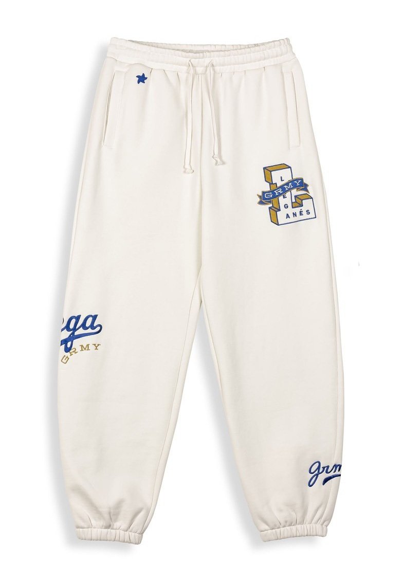 Спортивные штаны CHANDAL LEGA WE ALWAYS DREAMING Grimey, кремовый
Спортивные штаны CHANDAL LEGA WE ALWAYS DREAMING Grimey, кремовый