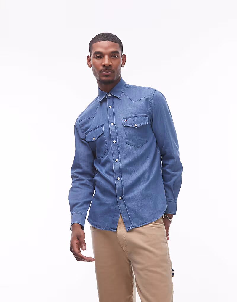 Рубашка Tommy Hilfiger Regular fit из облегченного денима в стиле вестерн синего цвета
Рубашка Tommy Hilfiger Regular fit из облегченного денима в стиле вестерн синего цвета