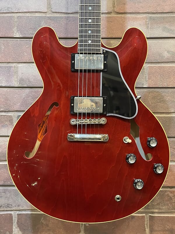 Электрогитара Gibson 1961 335 Reissue 2022 Sixties Cherry
Электрогитара Gibson 1961 335 Reissue 2022 Sixties Cherry