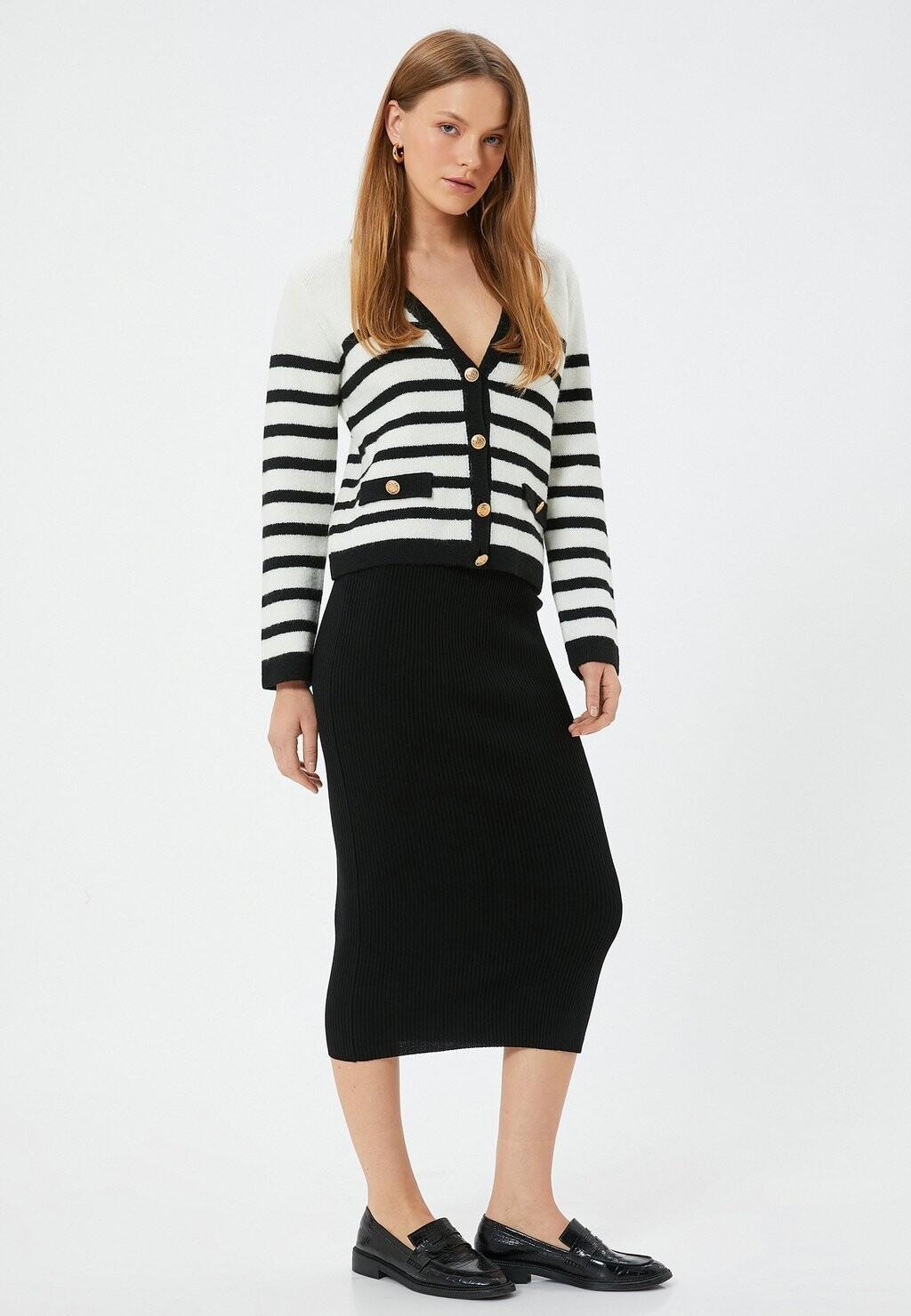 Юбка-карандаш MIDI Koton, черный
Юбка-карандаш MIDI Koton, черный