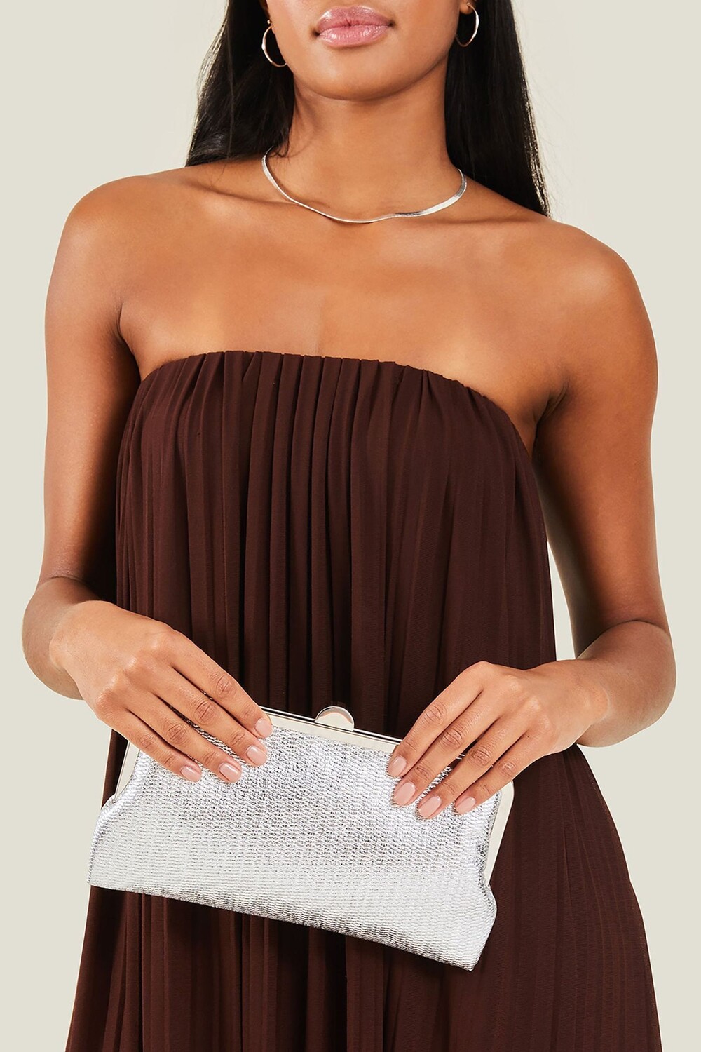 Металлический клатч Accessorize, серебряный
Металлический клатч Accessorize, серебряный